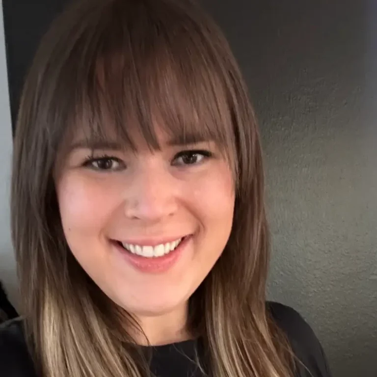 Alexandra Fishman Headshot