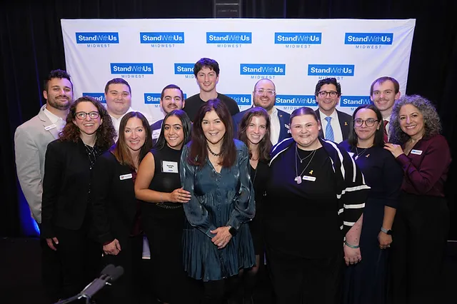 ebf7ac_f43c7c905df6493ab3ac3ca1283130d3~mv2 - StandWithUs