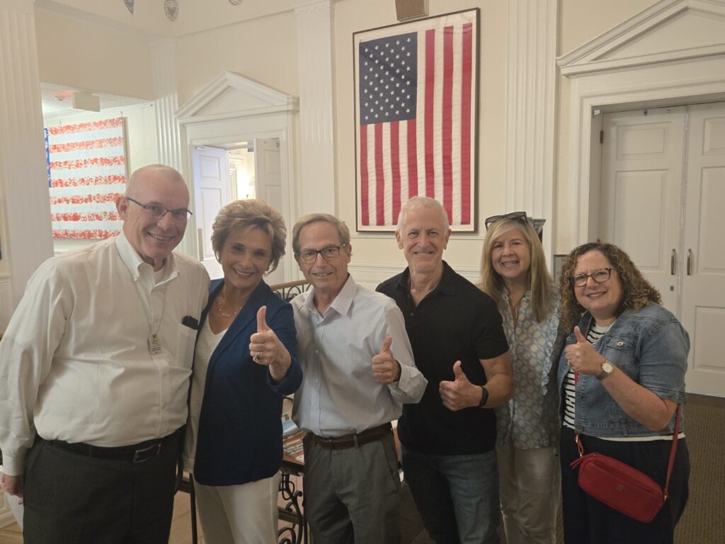 Highland Park Becomes First City in Illinois to Pass the IHRA Definition of Antisemitism into Law - StandWithUs