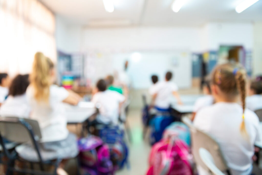 BlurKidsInTheClassroomForBackgroundUsageJewishSchool