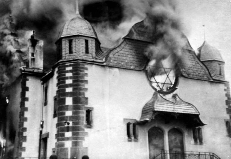 burning synagogue